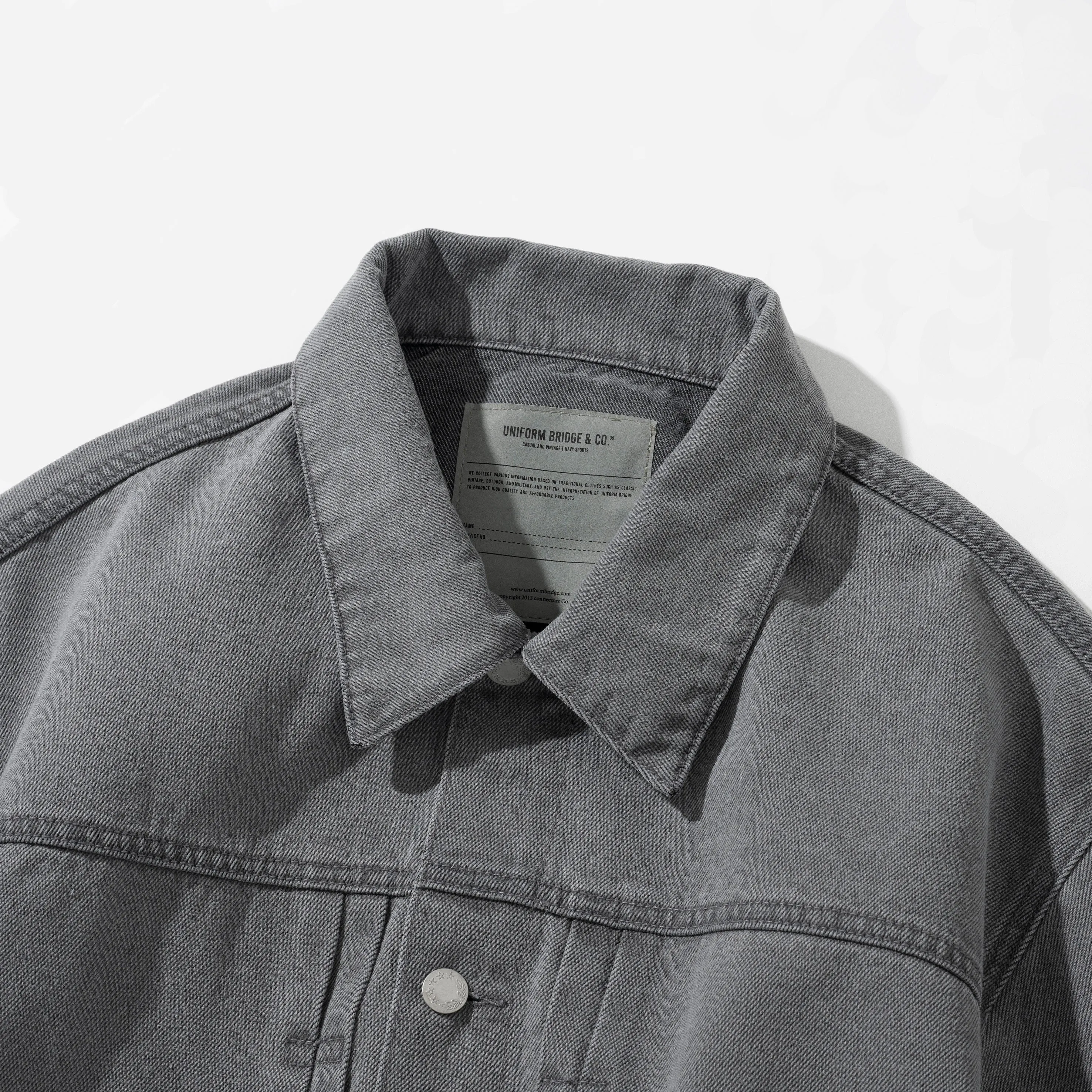 TYPE 2 PIN TUCK TRUCKER DENIM JACKET - GREY WASHED