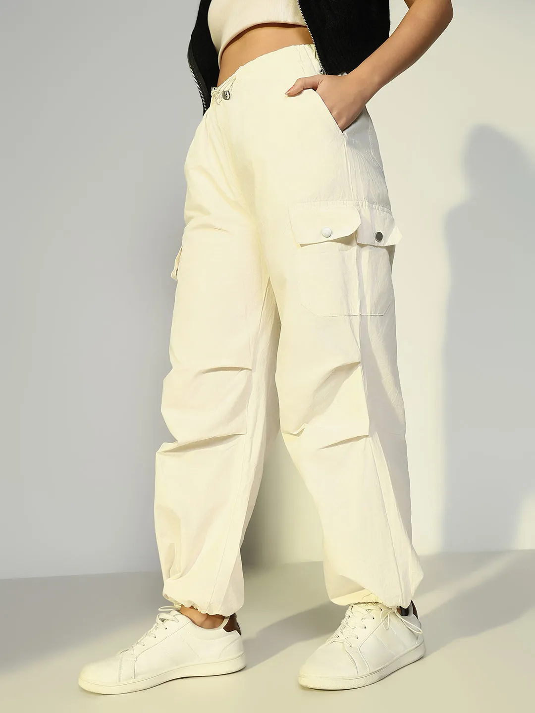 Women Solid White Parachute Trouser